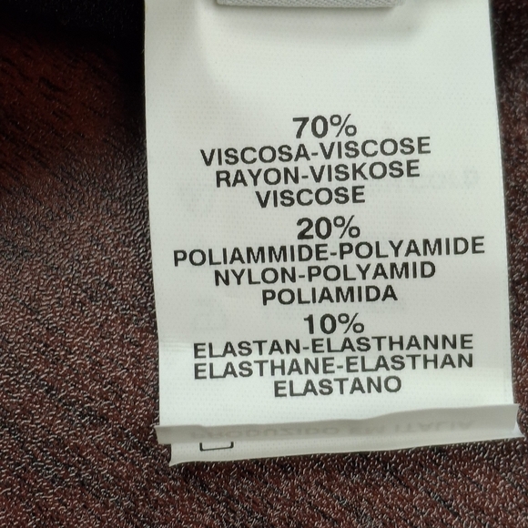 Coat - Picture 6 of 9